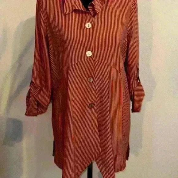Soft Surroundings Tunic stripe button down asymmetrical hem - Picture 1 of 5